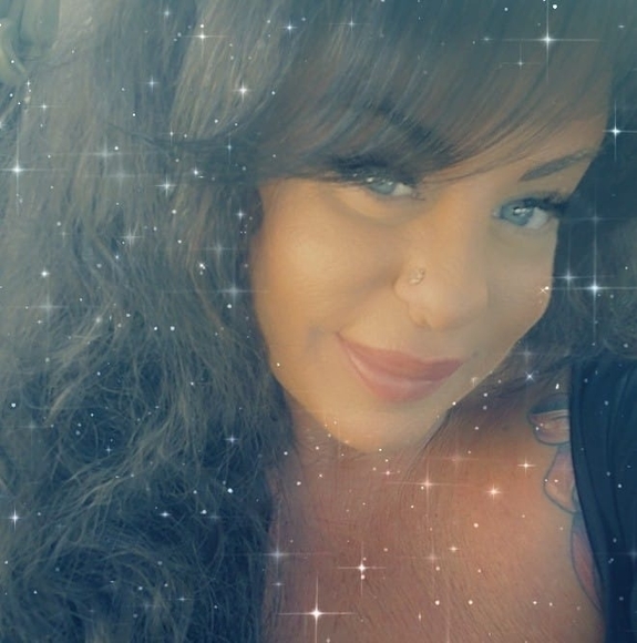 Meet your Posher, Kimmy - Picture 1 of 1